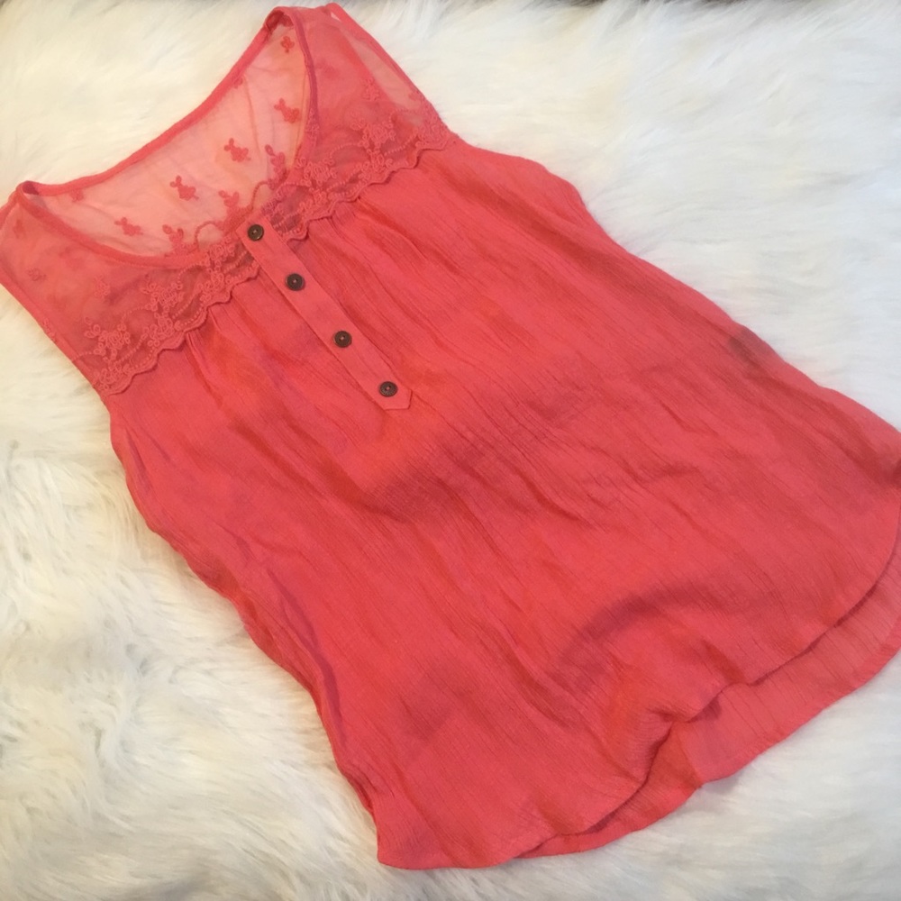 “Mine” ( Buckle) laced top tank